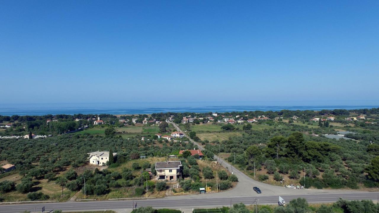Mina Apartments Zacharo Esterno foto